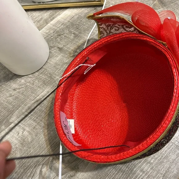 Vintage red hat - Picture 6 of 7